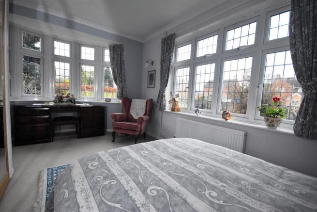 bedroom 2...jpg