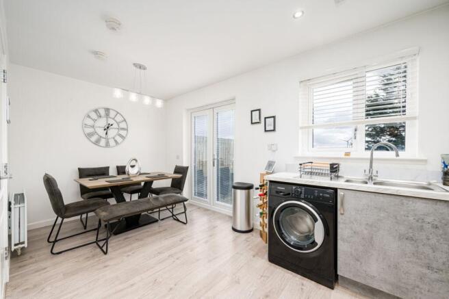Kitchen/Dining