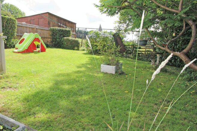 GARDEN 1