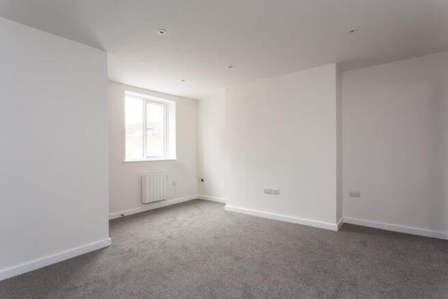 2 bed Town House to rent Image 5