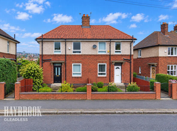 2-bed semi-detached on Myrtle Road, Sheffield, £140,000