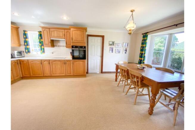 Kitchen/Breakfast