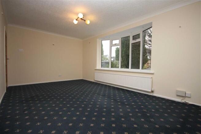 Sitting Rm/Bed4