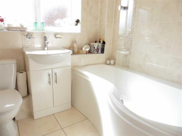 Luxury bathroom (rea