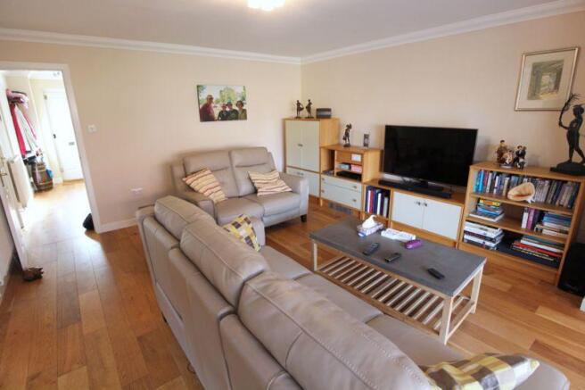 Kitchen/Dining...