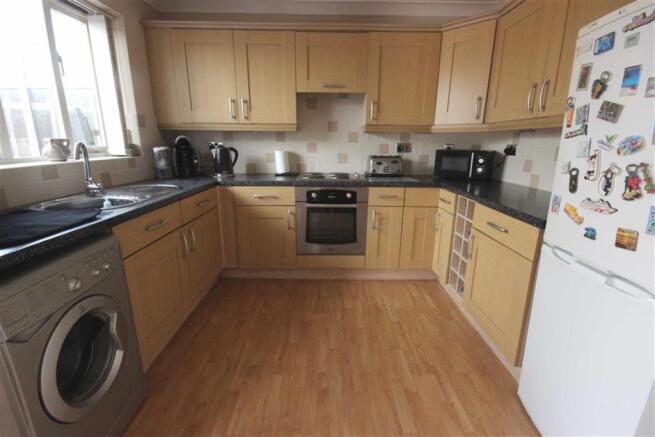KITCHEN IMAGE