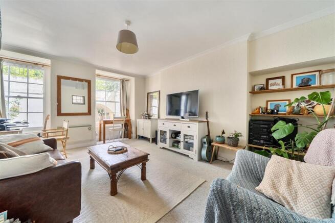 Bellevue, Clifton photo 2