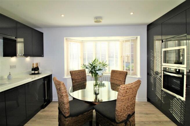 Kitchen / Dining Roo