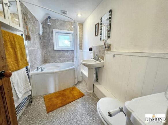 Family bathroom