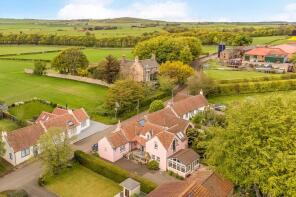 Fowlers Cottage, C17 From A917 St Monans To B942 Junction At Abercrombie Farm, Anstruther KY10 2DE