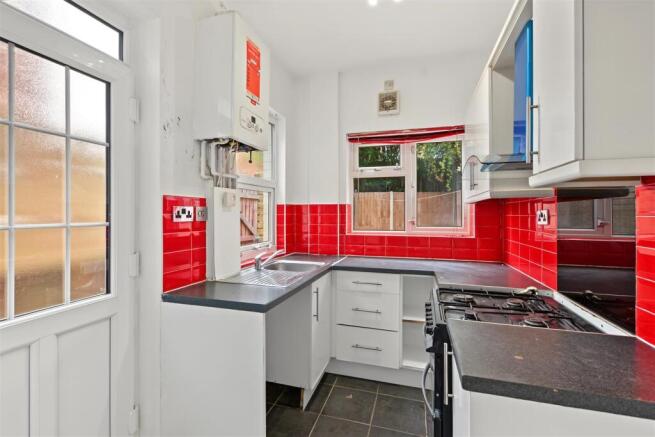 Kitchen_1.jpeg