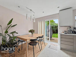 10, Pipchin Road, Chelmsford CM1 4XT