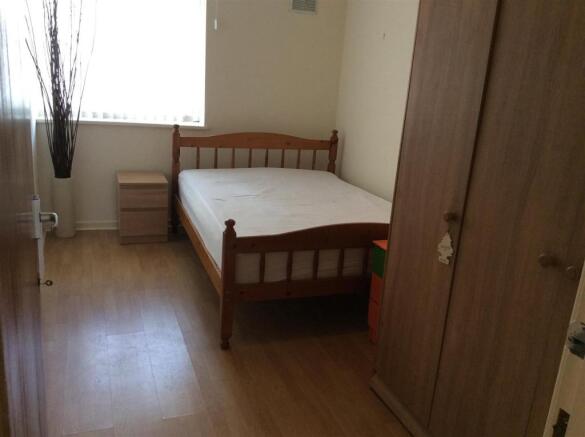 Bedroom.JPG