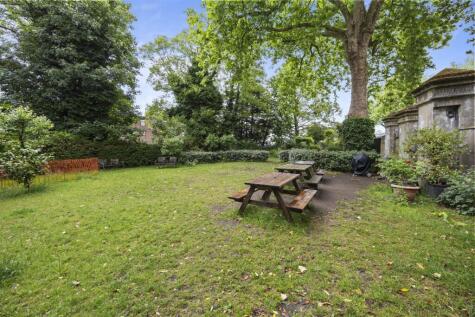 Gloucester Avenue, Primrose Hill NW1