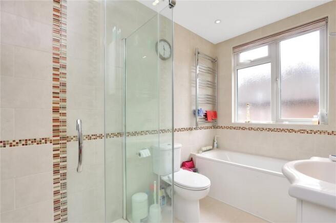 Shower Eoom