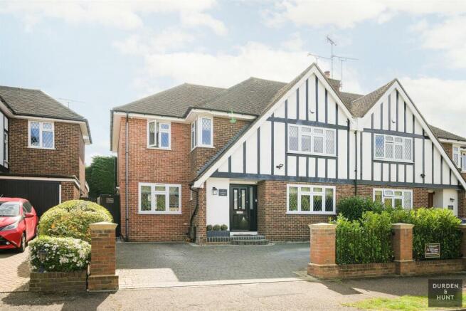 lyndhurst rise-57_1.jpg