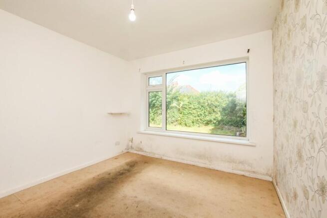 2 bed Semi-Detached Bungalow for sale Image 9
