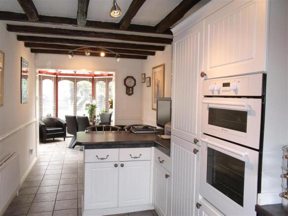 Kitchen/Breakfast Room