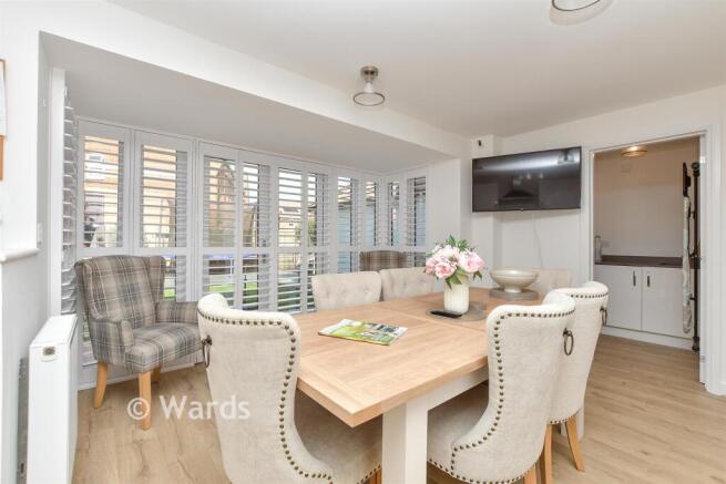 Kitchen/Dining Area
