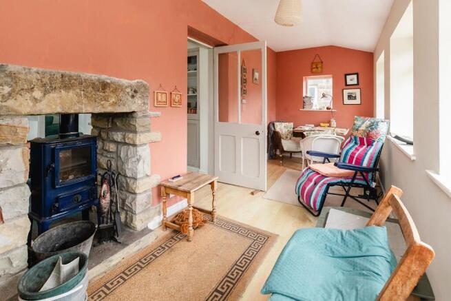 4 bed Terraced for sale Image 11