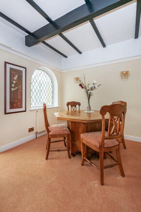 4 bed Detached Bungalow for sale Image 6