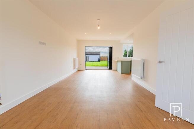 LIVING AREA / KITCHEN