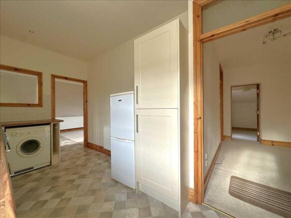 2 bed Flat for sale Image 5