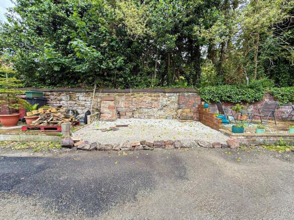 Anderton Terrace, Liverpool, L36 photo 3