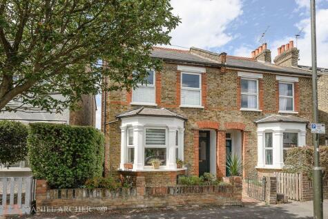 Chestnut Road, London, SW20 8ED