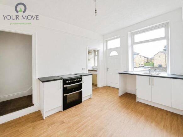 3 bed Terraced to rent Image 3