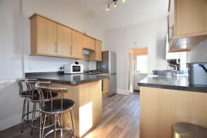 32, Delamere Road, Southsea PO4 0JA