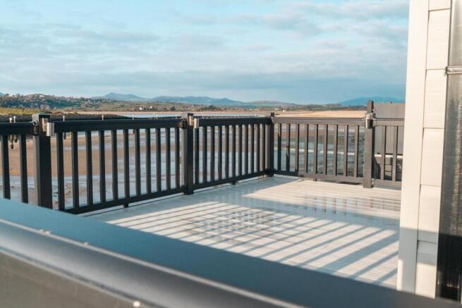 Victory Riverwood , Gimblet Rock Holiday Park, Pwllheli Marina, Pwllheli, Gwynedd, LL53 5AY photo 4