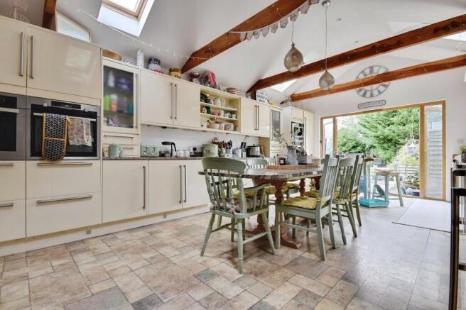 Kitchen/Breakfast
