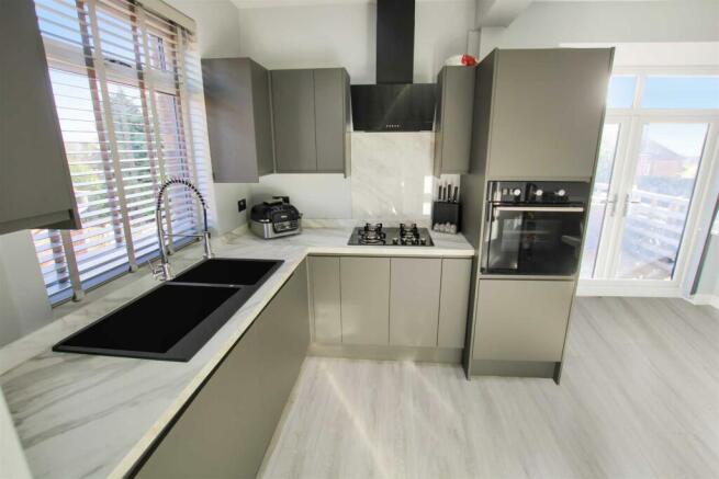 Fitted Dining Kitchen: