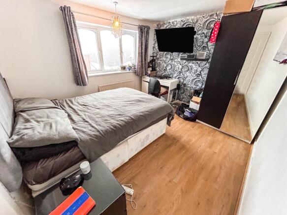2nd Bedroom