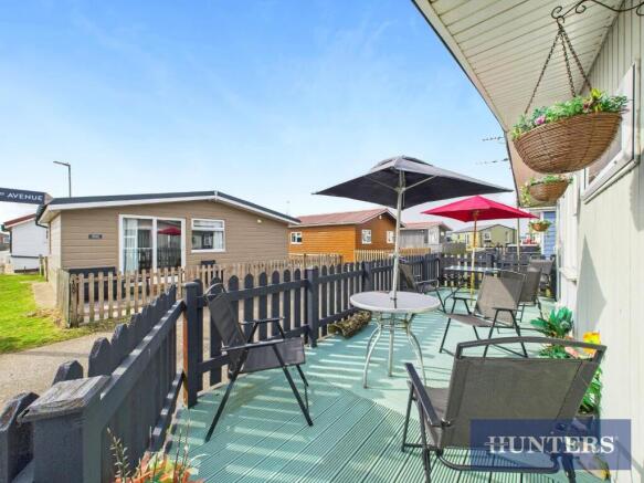 2 bed Chalet for sale Image 8
