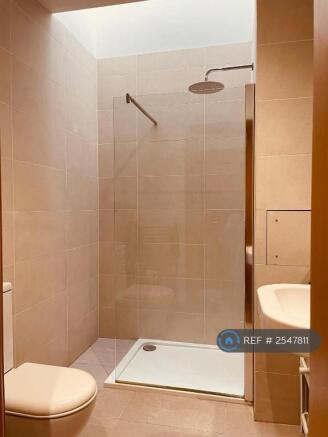 Master Bedroom En Suite