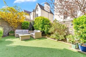 Basement Flat, 37, Abbotsford Road, Cotham, Bristol BS6 6EY