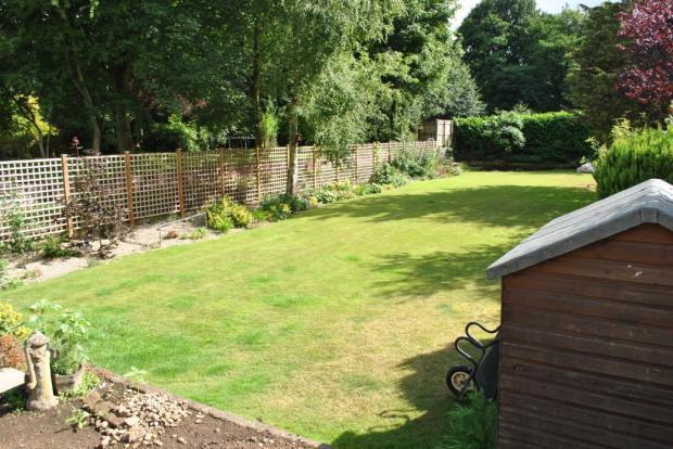 Extensive Gardens