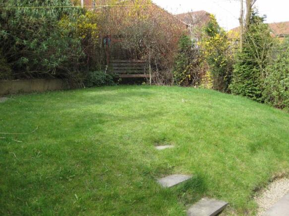2 bed Semi-Detached to rent Image 6