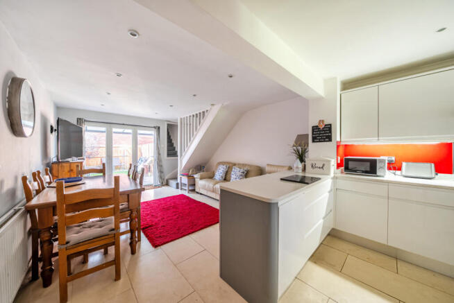 1425634-16-69c3ff...