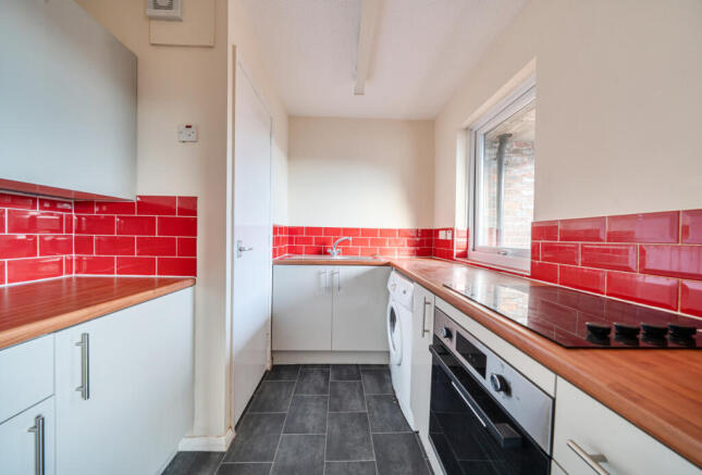 1433779-3-69bd7c8...