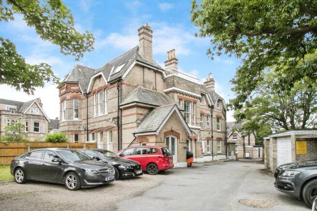8 Bedroom Flat For Sale In Wimborne Road BOURNEMOUTH Dorset BH2