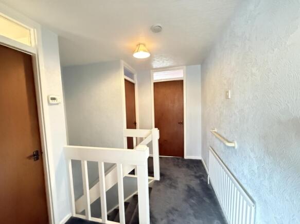 3 bed Semi-Detached for sale Image 11