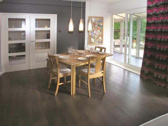DINING KITCHEN