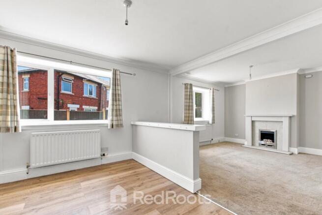 3 bed Semi-Detached for sale Image 12