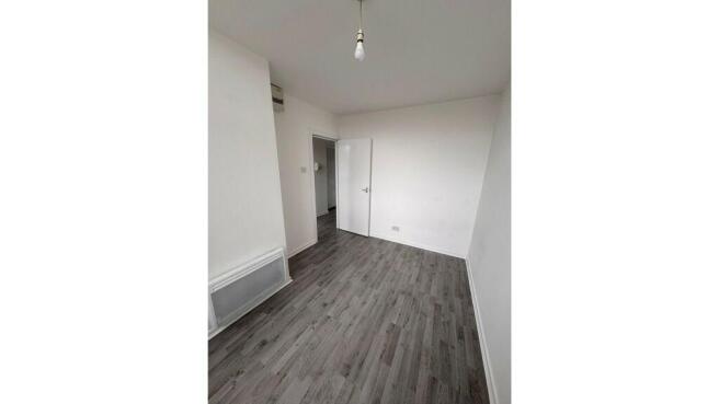 1 bed Apartment to rent Image 7