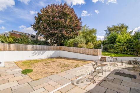 Cleveland Avenue, Lupset Park, Wakefield