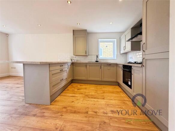 Kitchen/ Living Room