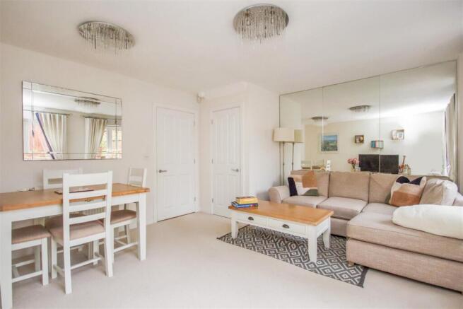 NN10, Sharwood Court, Rushden photo 4